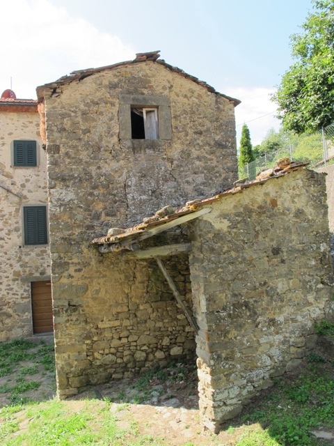 Vetteglia Bagni di Lucca 20120921-045408.jpg