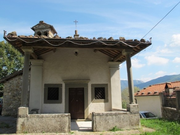 Vetteglia Bagni di Lucca 20120921-045548.jpg