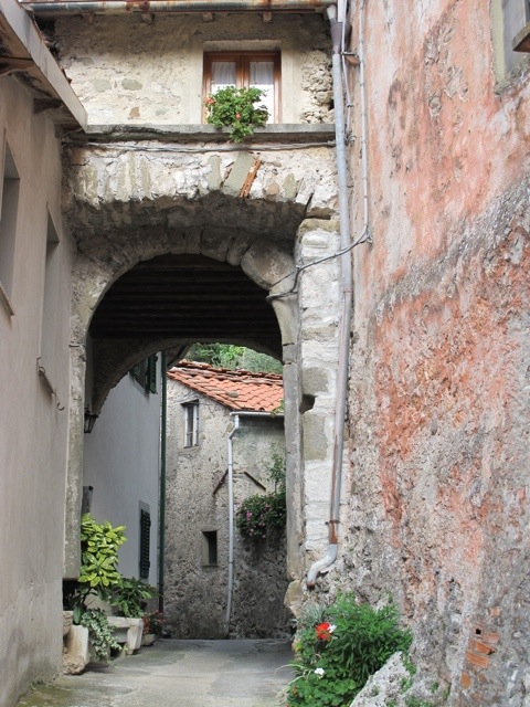 Cocciglia Bagni di Lucca 20121010-053030.jpg