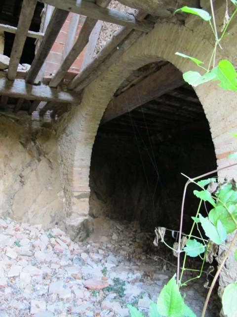 Bugnano abandoned village in Bagni di Lucca 20121020-101729.jpg