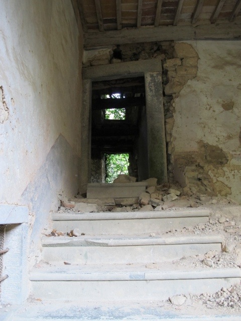 Bugnano abandoned village in Bagni di Lucca 20121020-101747.jpg