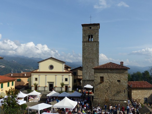 Cascio chestnut festival