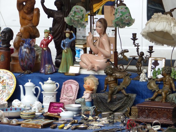 Lucca antique market