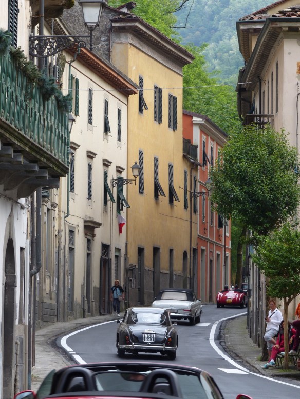 Mille Miglia in. Bagni di Lucca